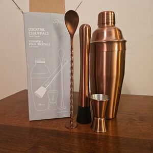 Sipology Sleek Copper Cocktail Barware Set Shaker Muddler Spoon
